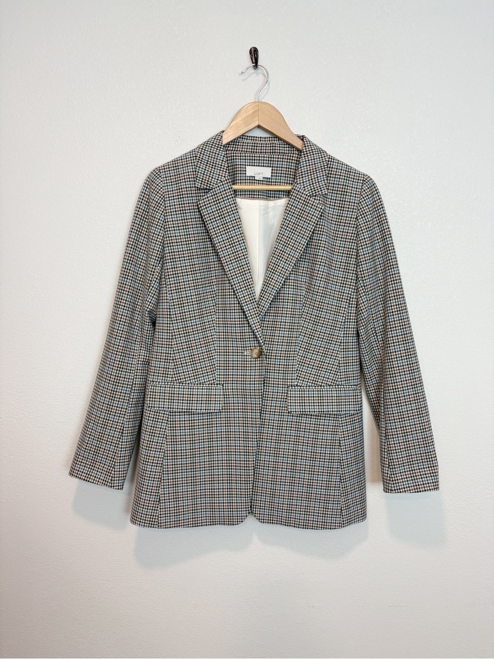 LOFT Checked Plaid Single-Button Blazer in Black, White, Tan & Blue Size 4